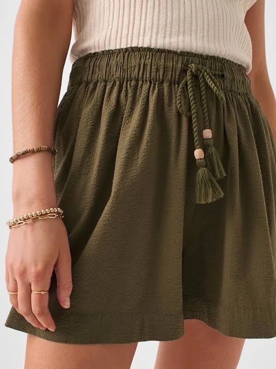 Faherty Pants - Faherty Marine Seersucker Shorts in Olive